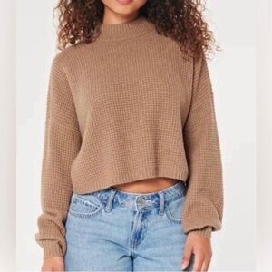 Hollister Knitted Brown Cropped Crew Neck Sweater Size M
